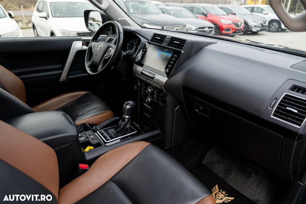 Toyota Land Cruiser 2.8l D-4D 204 CP A/T 7 locuri Luxury AVS Black - 7