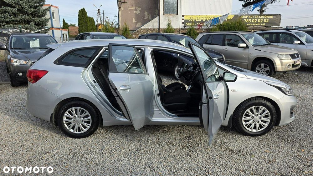 Kia Ceed - 30