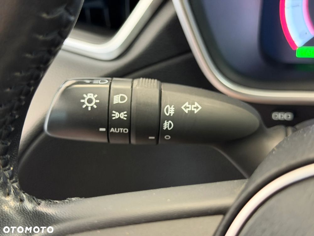 Toyota Corolla Cross 2.0 Hybrid Comfort - 16