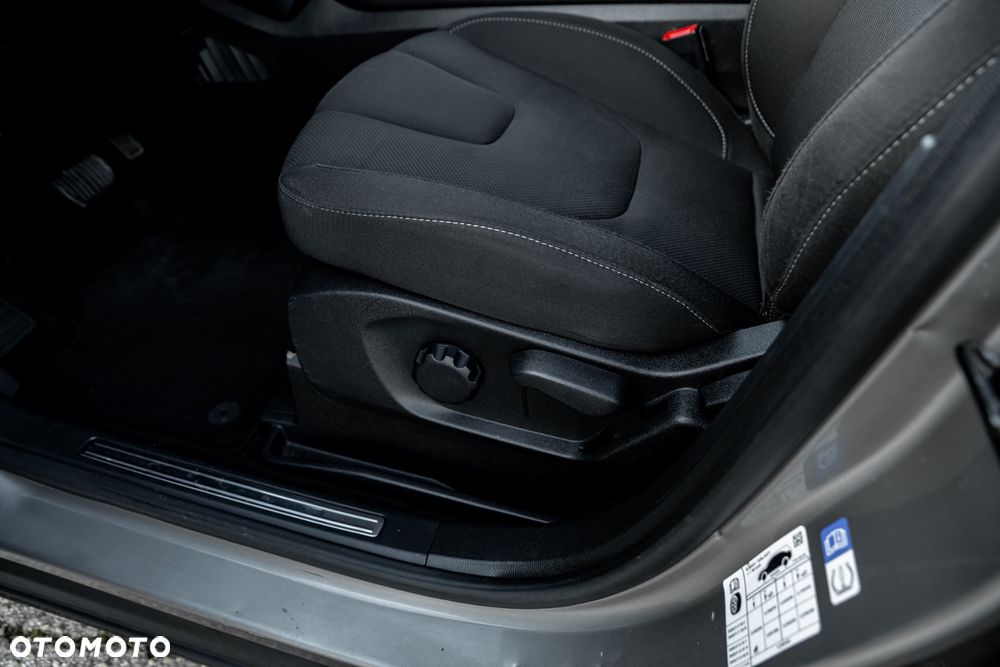 Ford S-Max 2.0 TDCi 4WD Trend PowerShift - 23