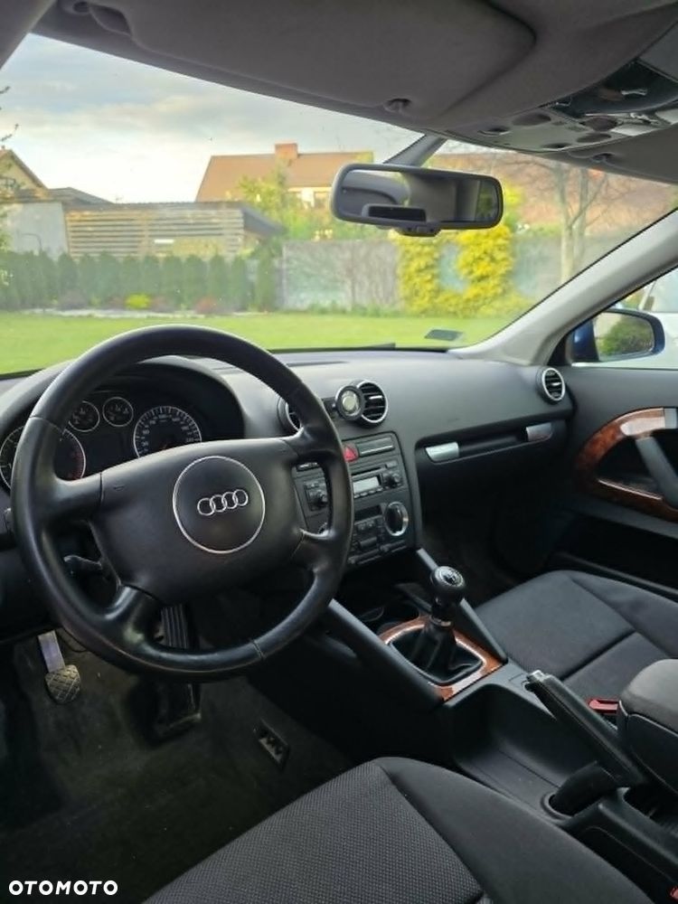 Audi A3 3-drzwiowe 1.9 TDI Ambiente - 9