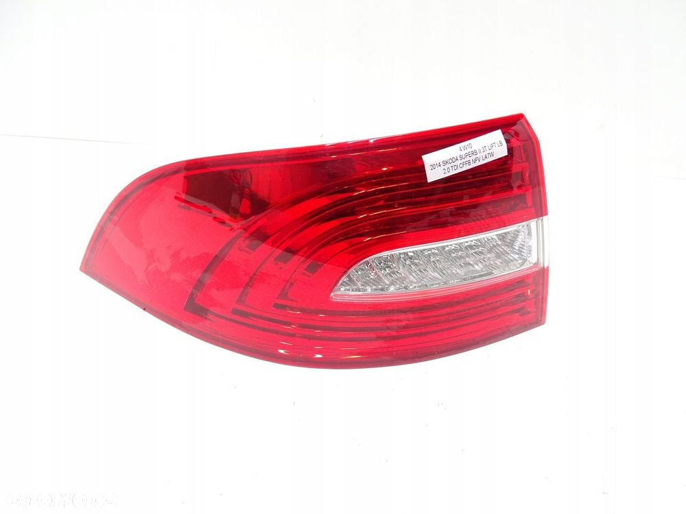 LAMPA LEWY TYŁ LEWA TYLNA 3T5945095A SKODA SUPERB II LIFT SEDAN