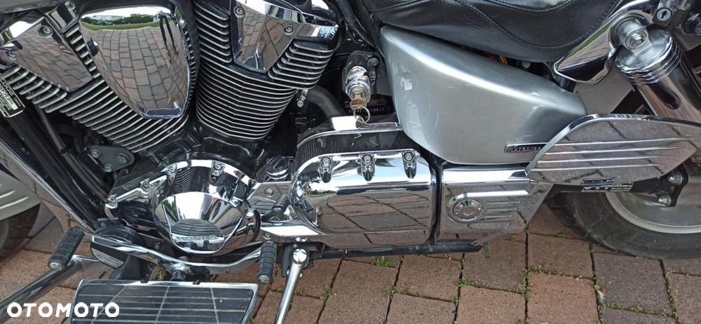 Honda VTX - 13
