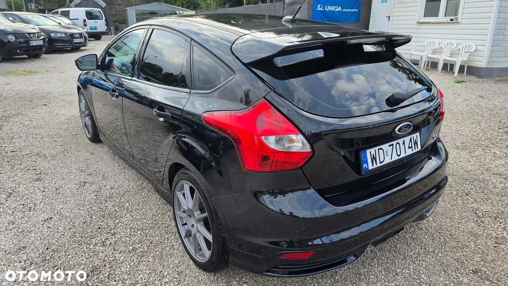Ford Focus 2014 photo 4