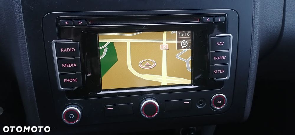 Volkswagen Touran 1.2 TSI Comfortline - 17