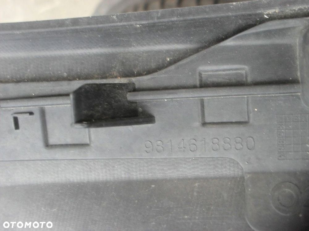 Zderzak tył tylny Peugeot 5008 II 16- - 2