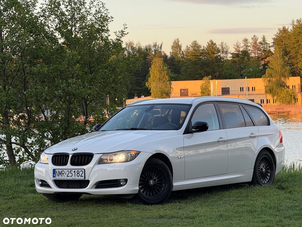 BMW Seria 3 ver-320d-dpf - 1