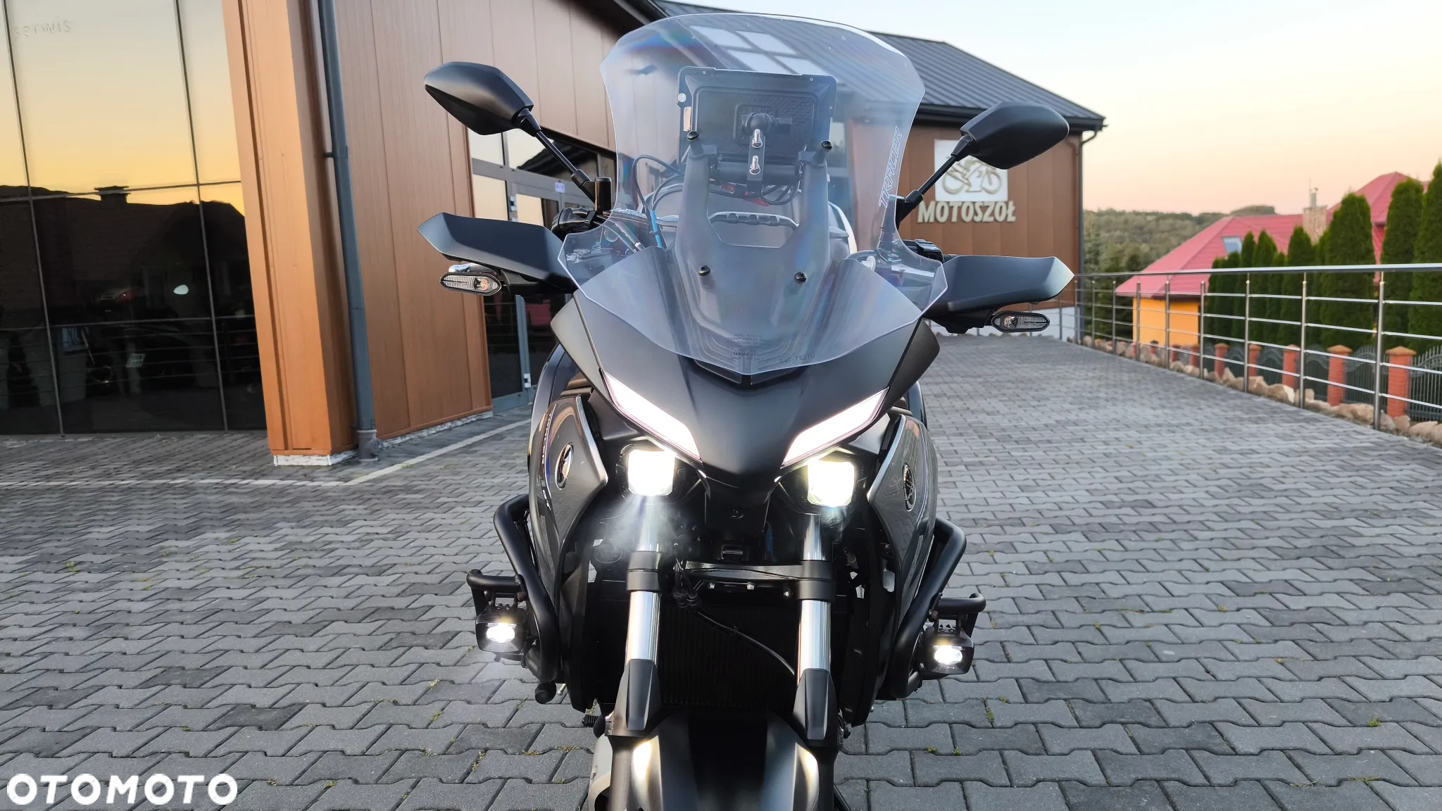 Yamaha Tracer - 12