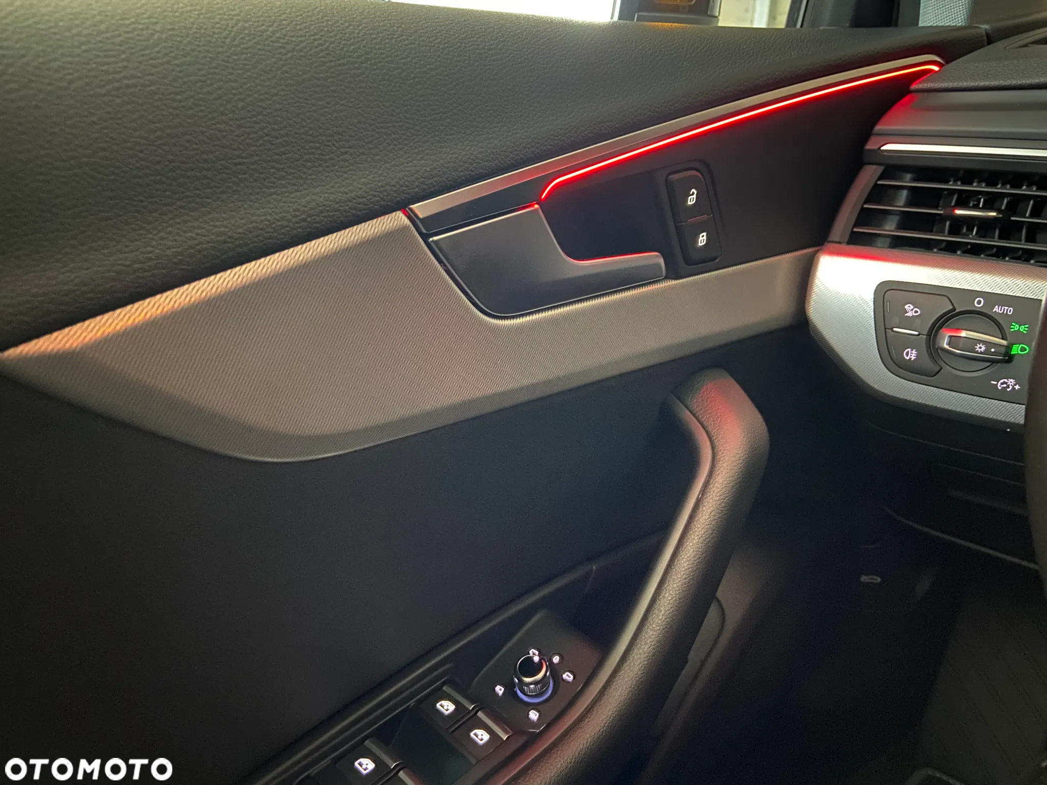 Audi A4 ver-45-tfsi-quattro-s-tronic-advanced - 38