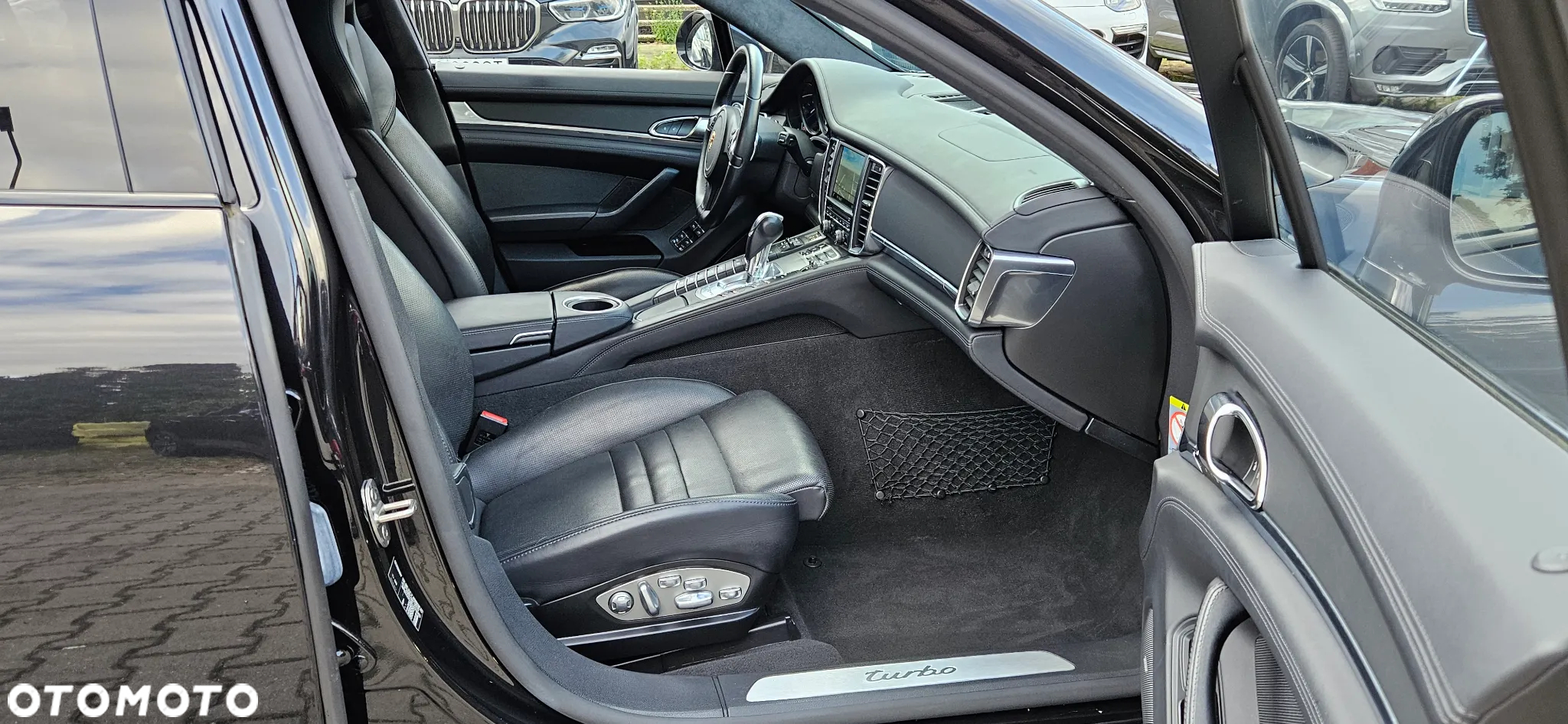Porsche Panamera Turbo PDK - 15