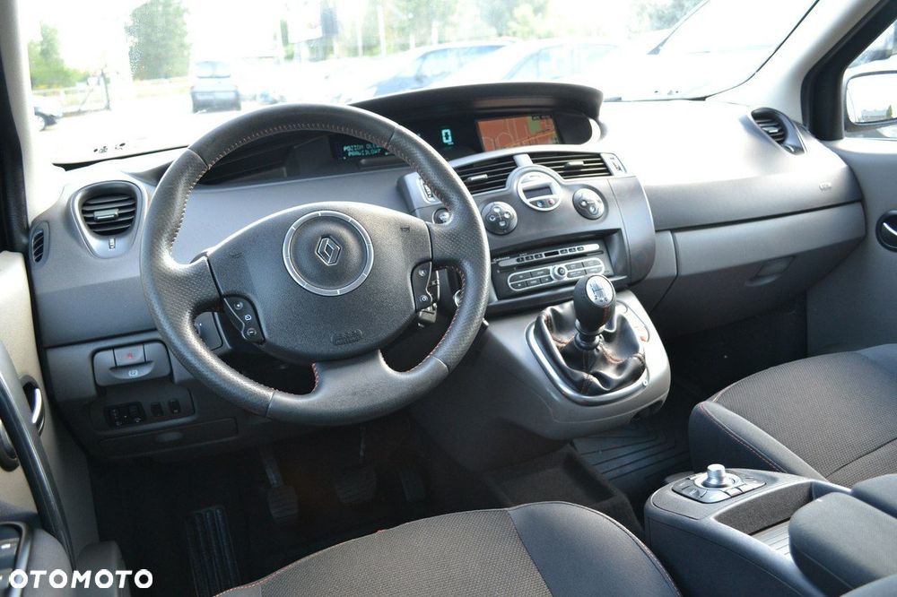 Renault Scenic Conquest - 6