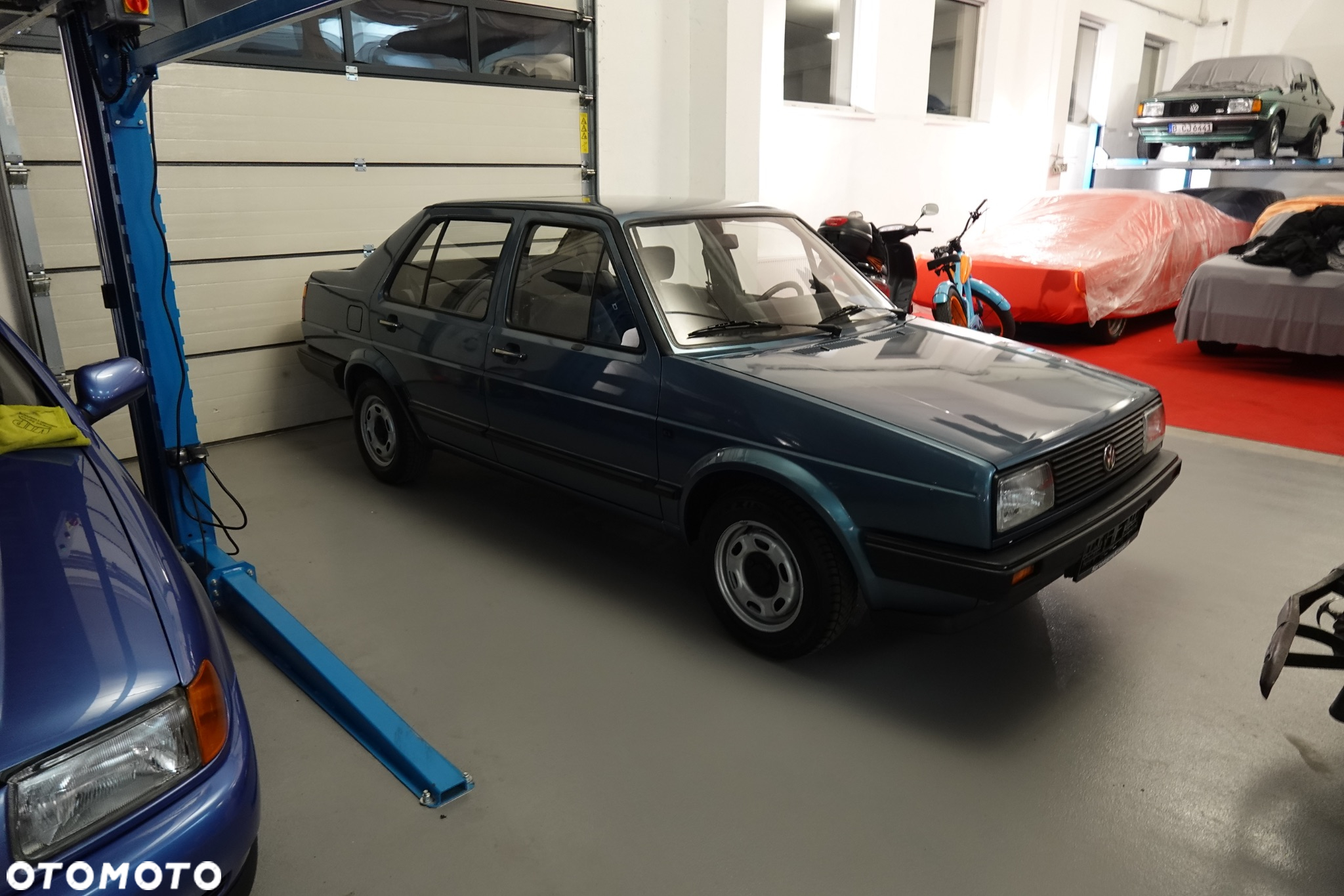 Volkswagen Jetta 1.3 CL - 13