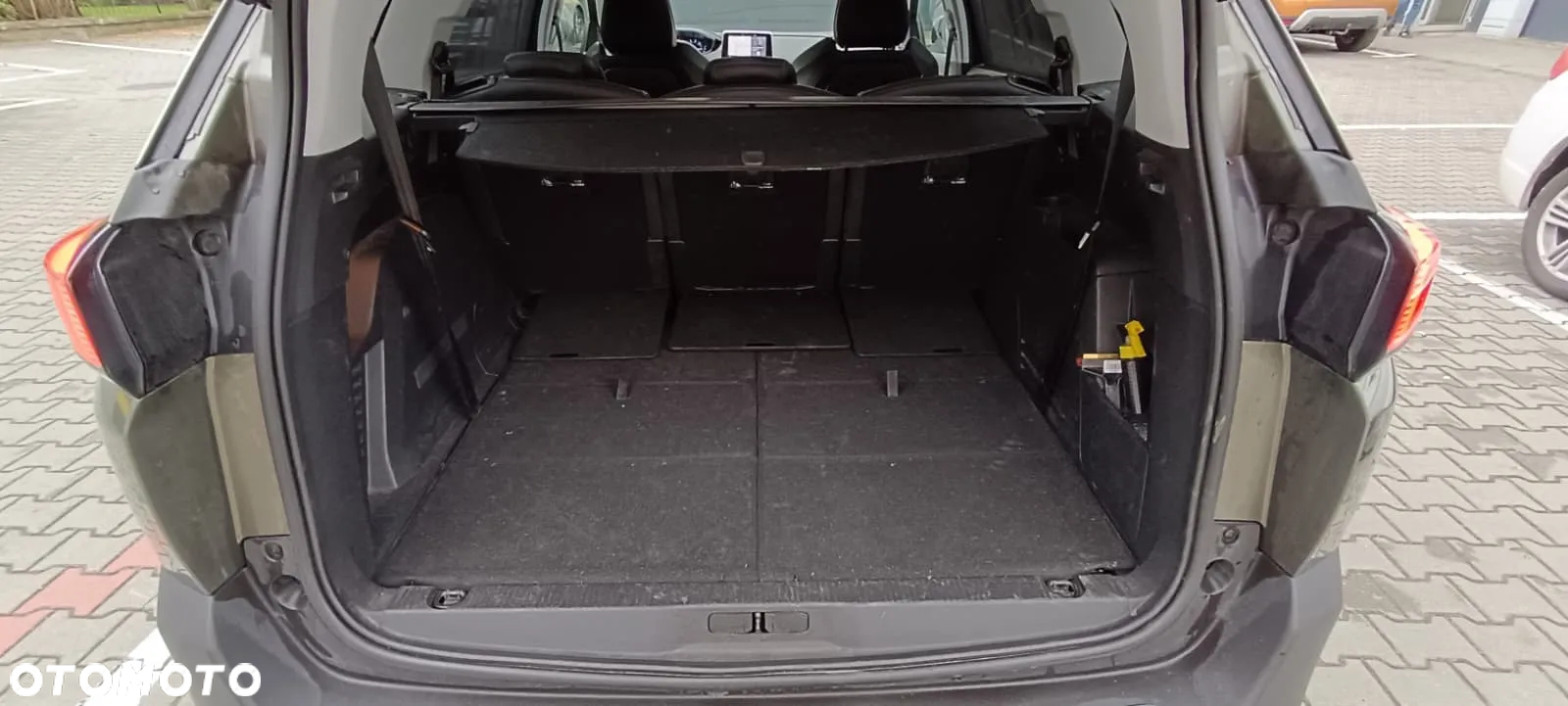 Peugeot 5008 BlueHDI 180 EAT8 Allure Pack - 23