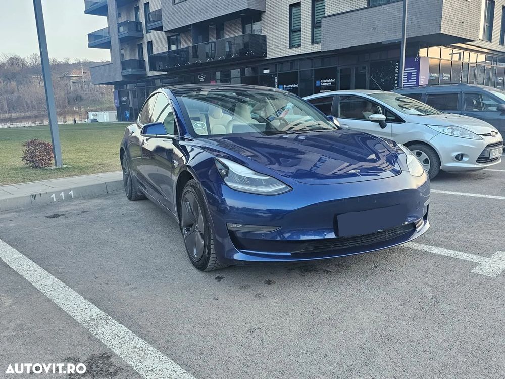 Tesla Model 3 Langstreckenbatterie Allradantrieb Dual Motor - 3