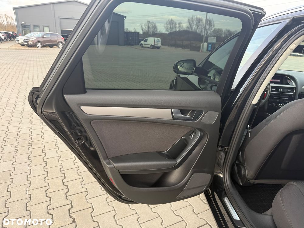 Audi A4 Avant 2.0 TDI Limited Edition - 16