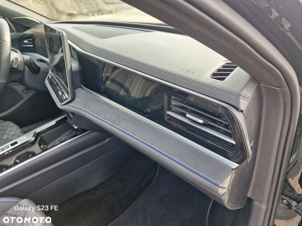 Volkswagen Passat - 22