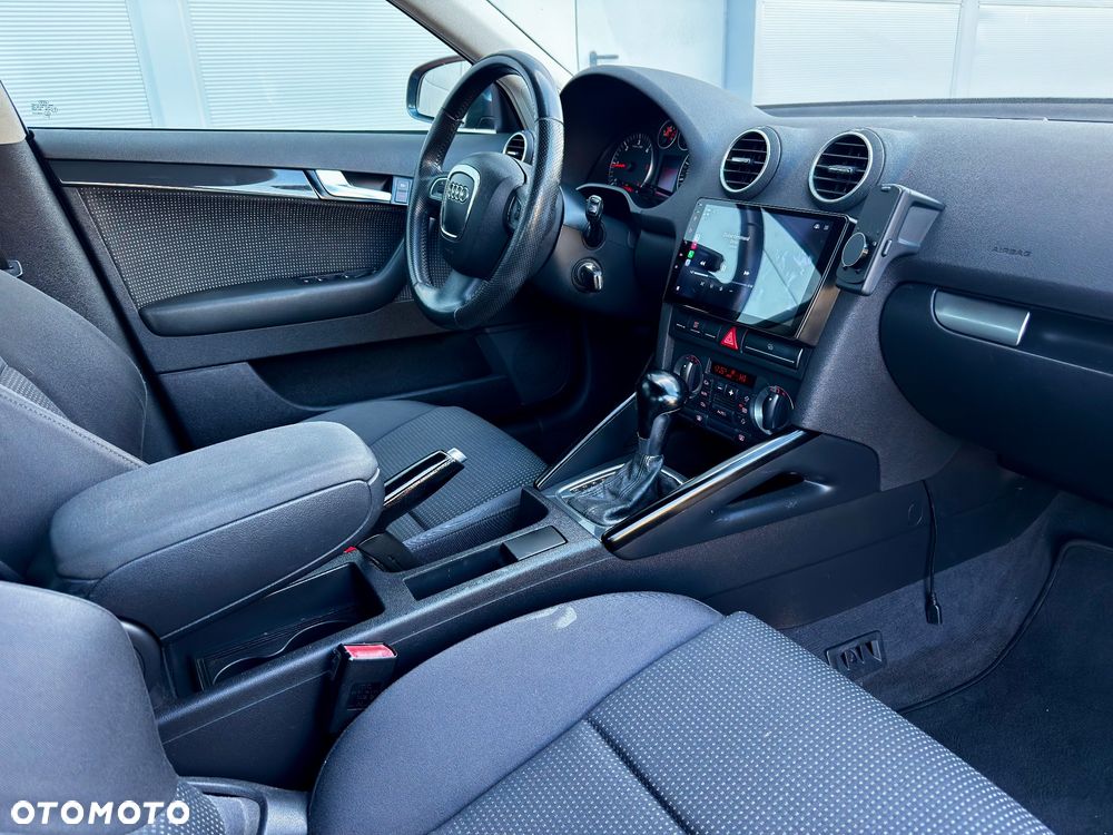 Audi A3 Sportback - 13