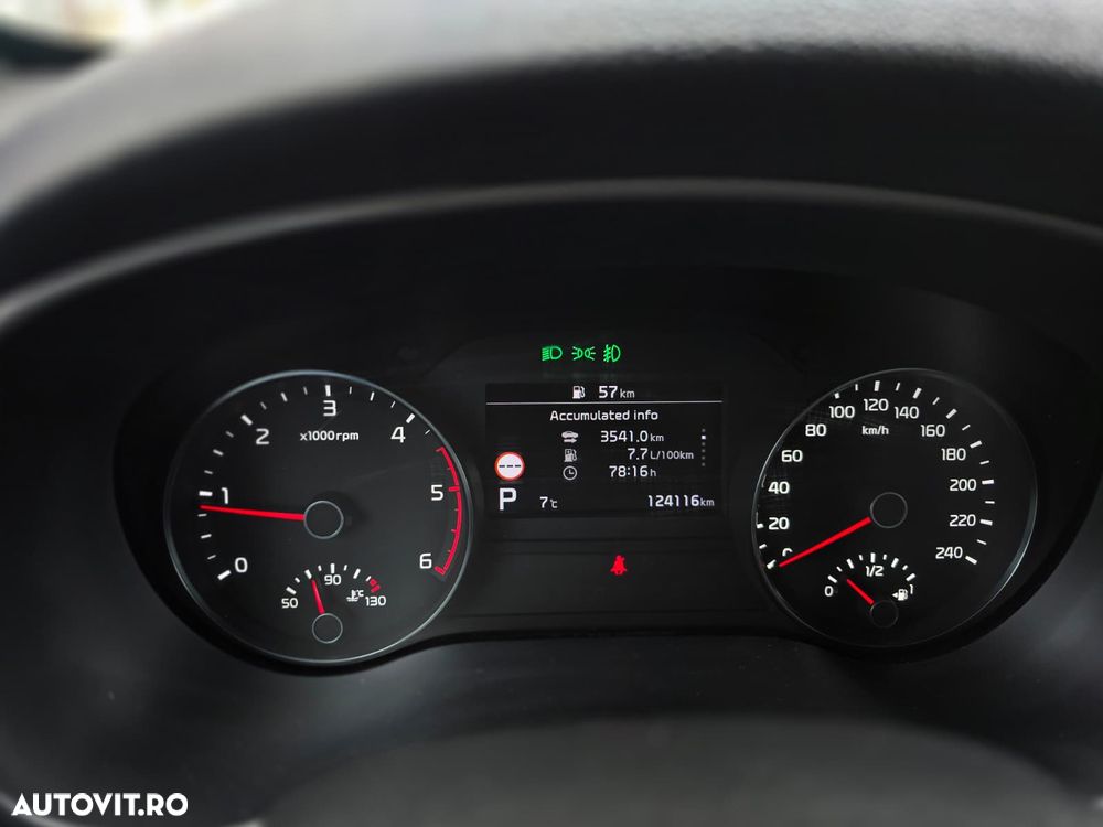 Kia Sportage 2.0 CRDI AWD Eco-Dynamics+ (48V M-H) Aut. GT LINE - 10