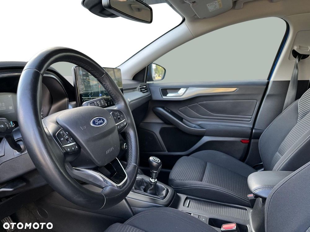 Ford Focus - 10