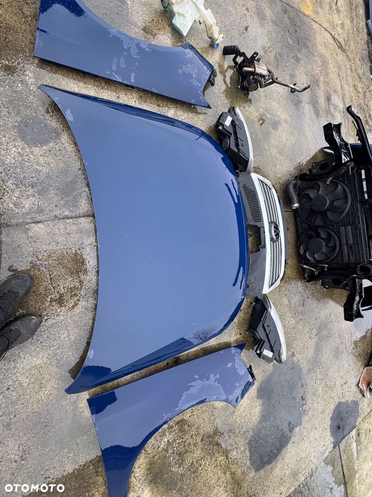 Vw Volkswagen Passat b6 La5e kod lakieru drzwi przednie tylne prawe lewe przód tył klapa tył tylnia klapa bagażnika lampy tył tylnie zderzak tył pdc błotnik prawy lewy zbiorniczek spryskiwaczy webasto 00018031232 / 9013859c pas przedni diesel grill lampy przód przednie maska próg zderzak przedni belka niebieski granatowy - 6