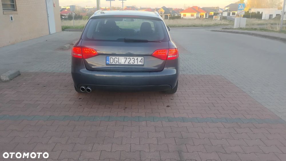 Audi A4 Avant 2.0 TDI Multitronic - 6