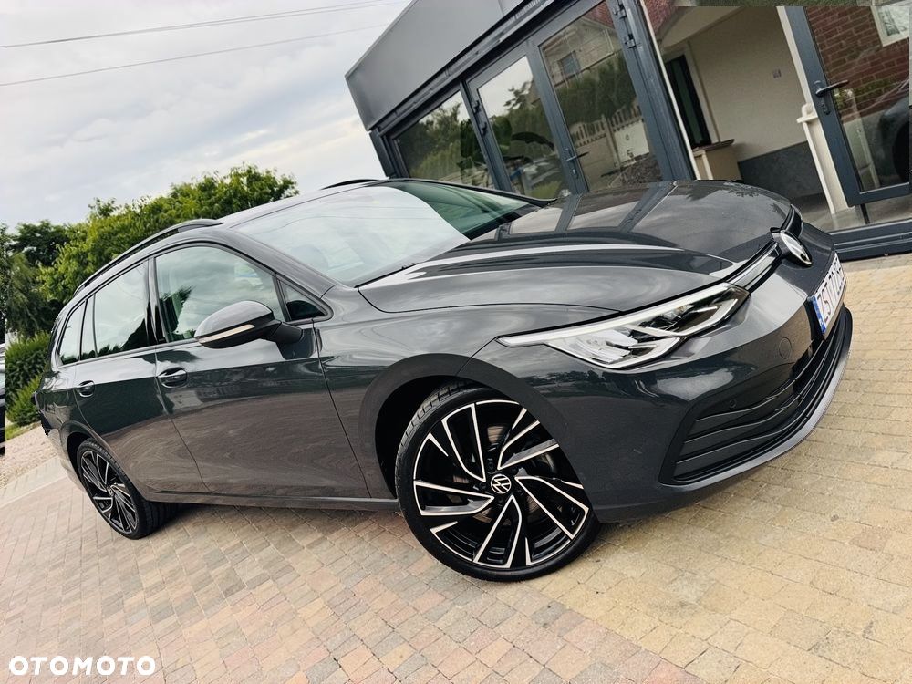 Volkswagen Golf 2022 photo 2