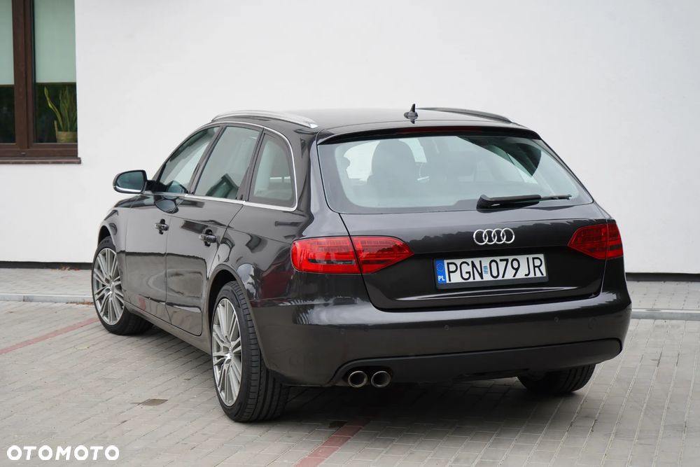 Audi A4 Avant 2.0 TDI DPF Ambiente - 6