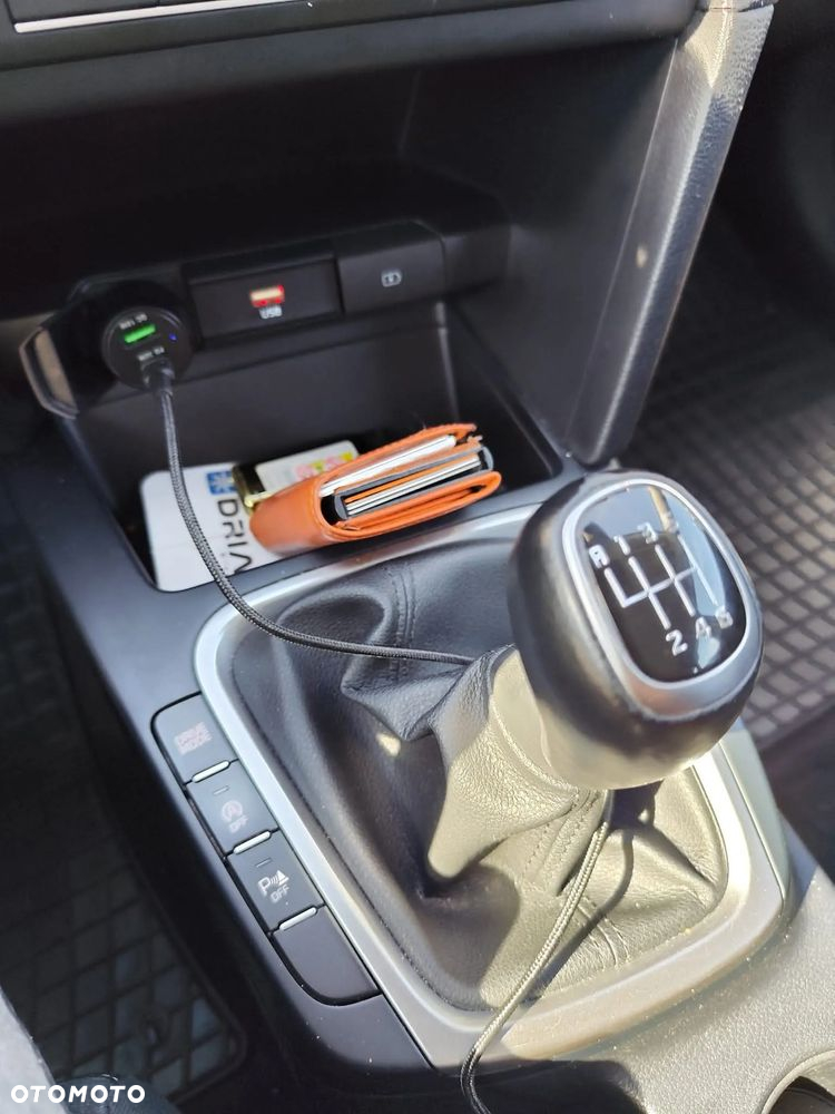 Kia Ceed 1.6 CRDi SCR L - 9