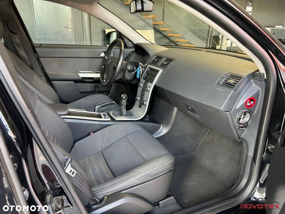 Volvo V50 D2 Momentum Start-Stop - 14