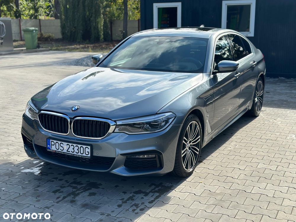 BMW Seria 5 530e iPerformance GPF M Sport sport