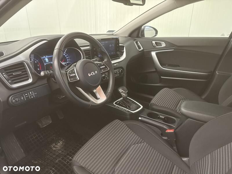 Kia Ceed 1.5 T-GDI M DCT - 10