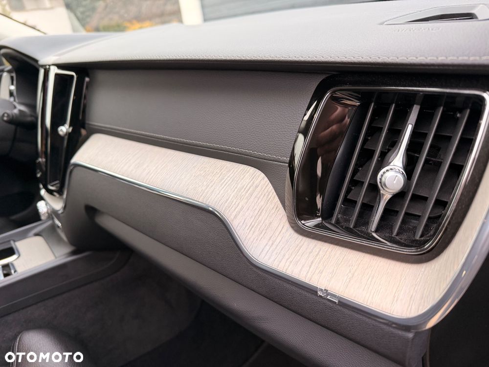 Volvo XC 60 B4 D Geartronic Inscription - 38