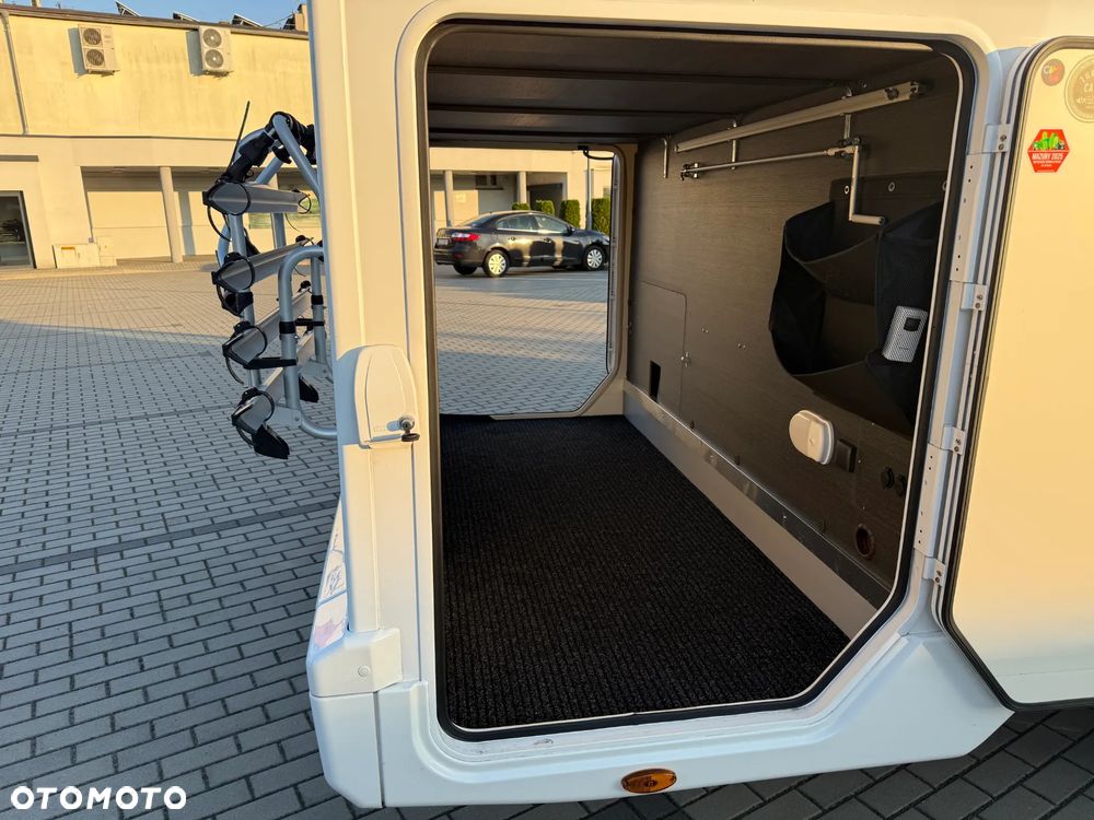 Roller Team 284 TL camper 5-osób salon Polska jak nowy! - 12