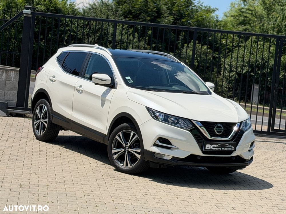 Nissan Qashqai 1.6 DCI ALL-MODE 4x4i N-Connecta - 1