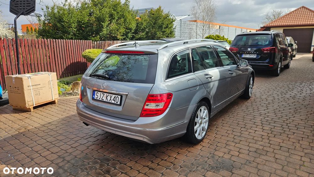 Mercedes-Benz Klasa C 180 Kompressor BlueEFFICIENCY Avantgarde - 9