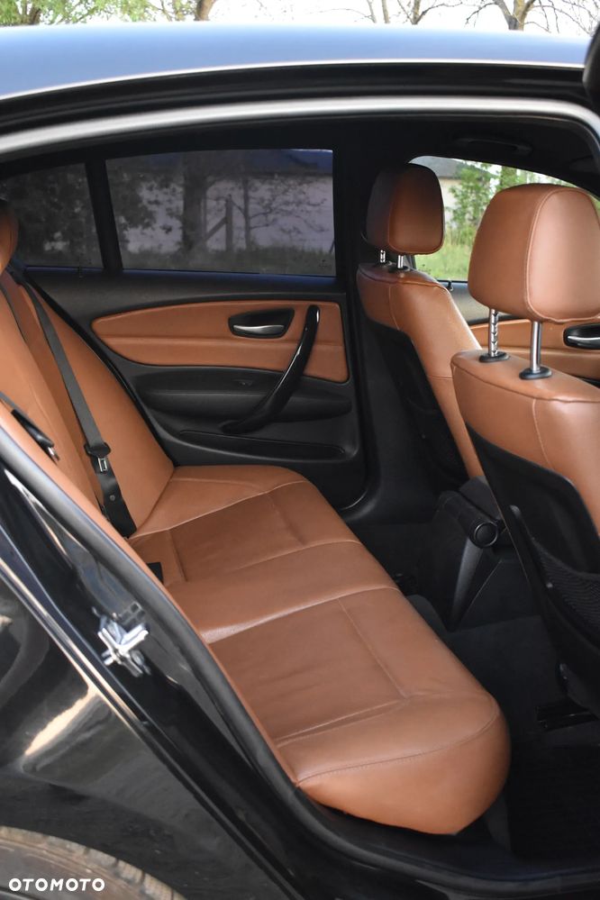 BMW Seria 1 - 17