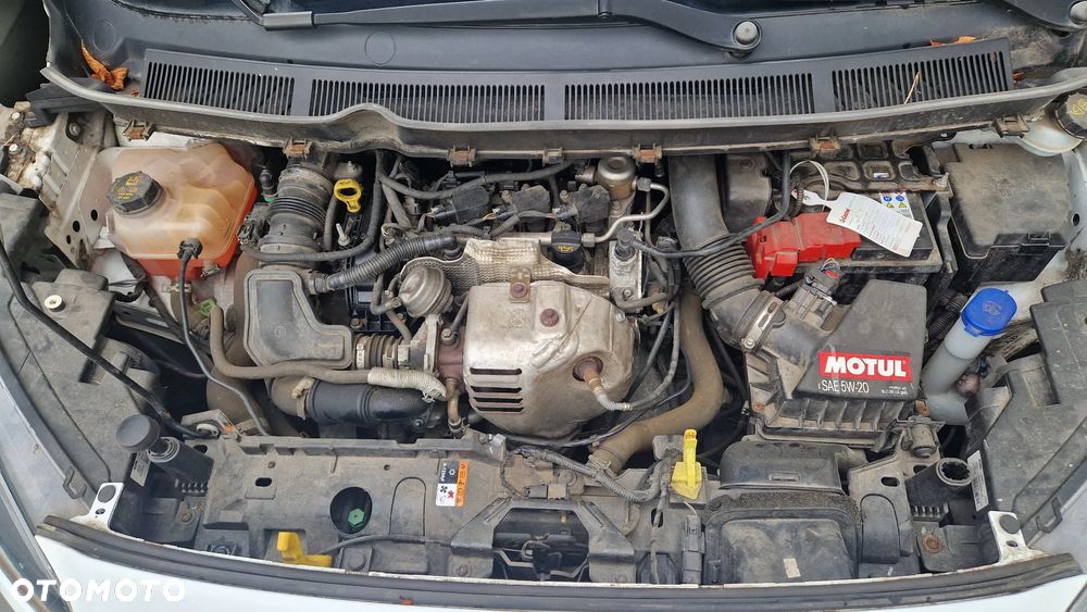 Ford Transit Courier - 6
