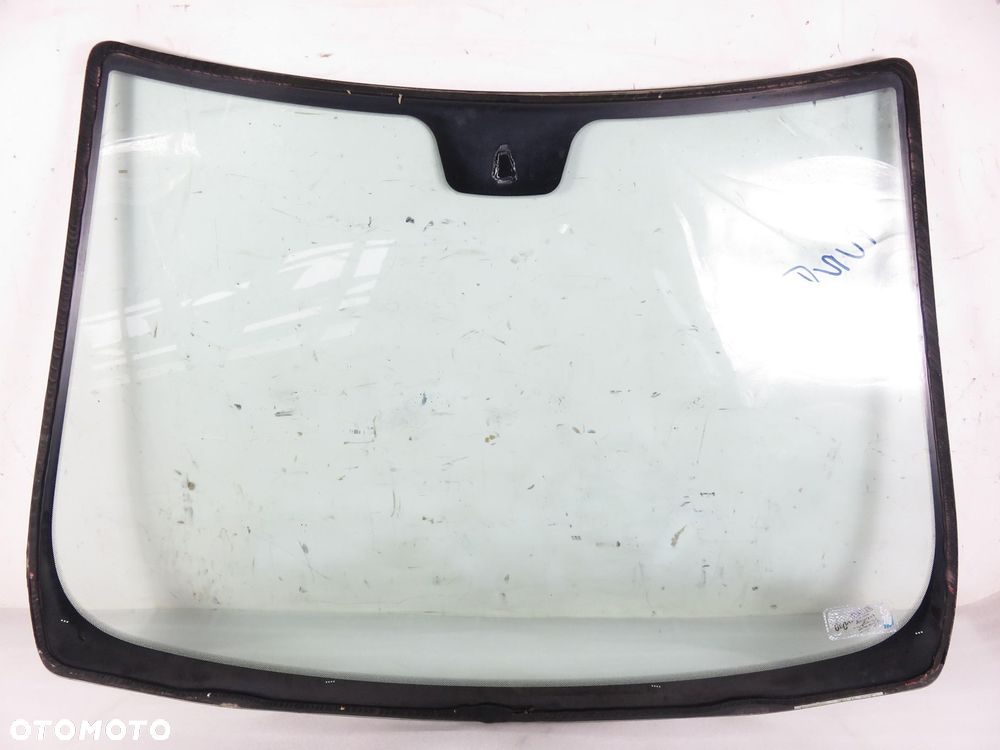 SZYBA CZOŁOWA FIAT GRANDE PUNTO - 2