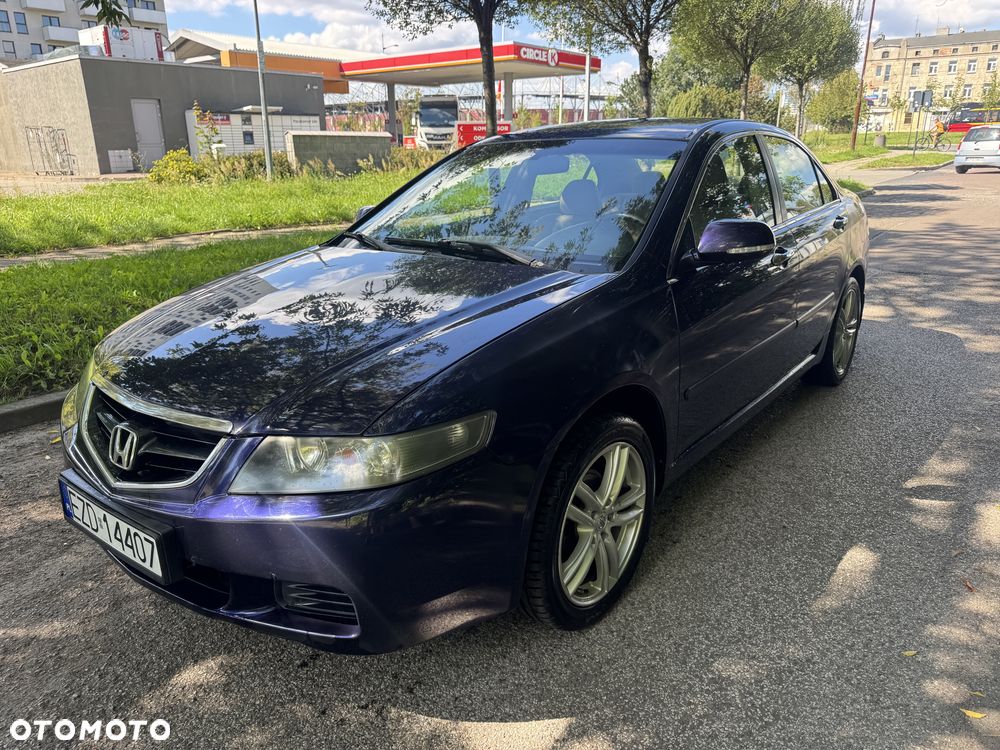 Honda Accord - 1