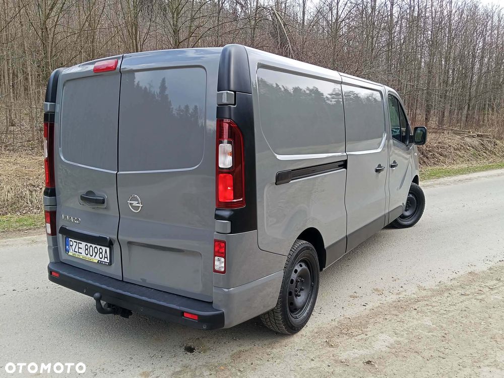 Opel VIVARO B - 8