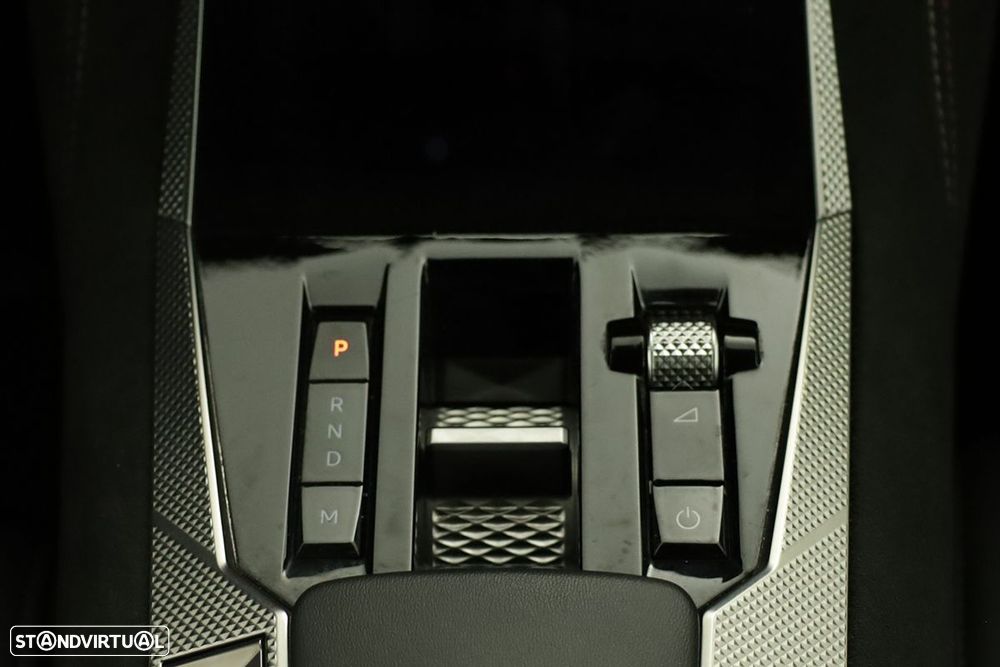 DS DS4 1.2 PureTech Performance Line EAT8 - 15