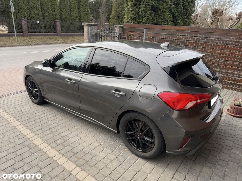 Ford Focus 1.5 EcoBoost ST-Line - 7