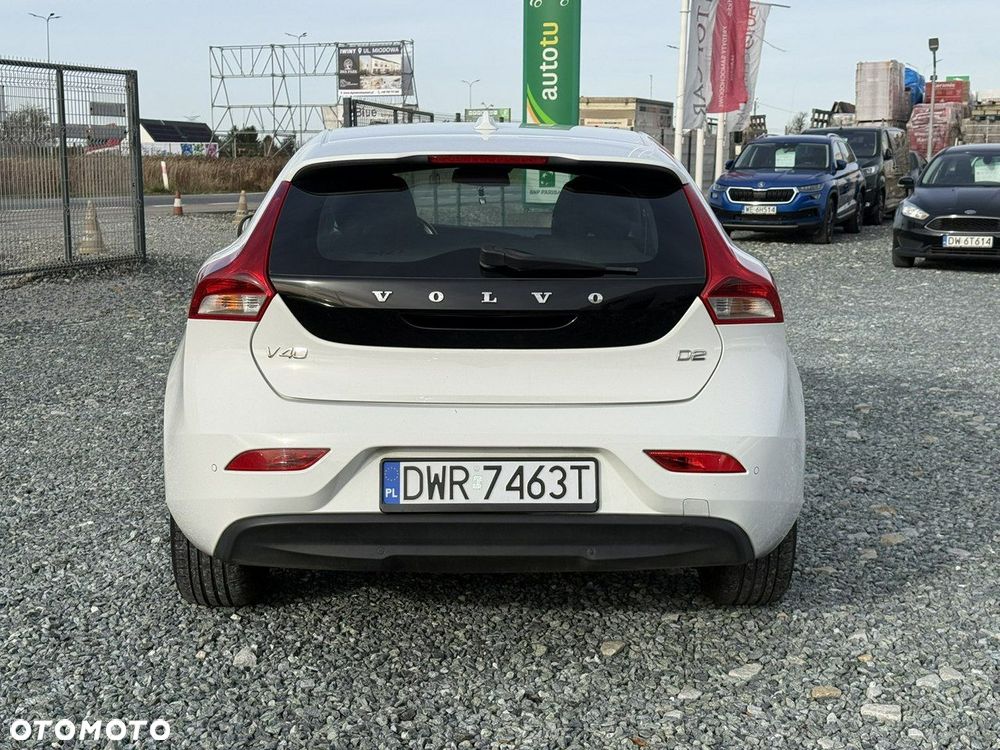 Volvo V40 - 8