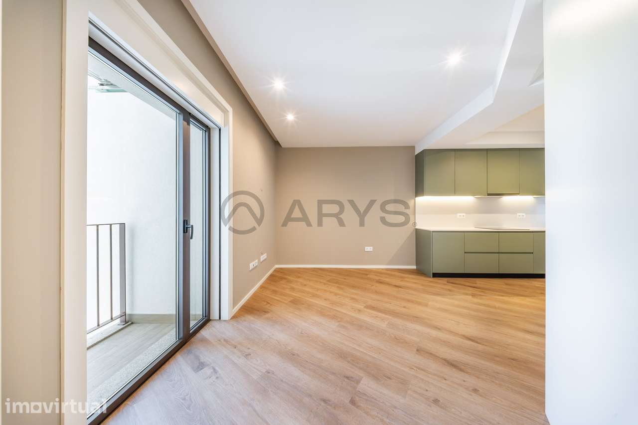Arrendamento T0 Rua Irmãos Roby com garargem - Grande imagem: 5/16