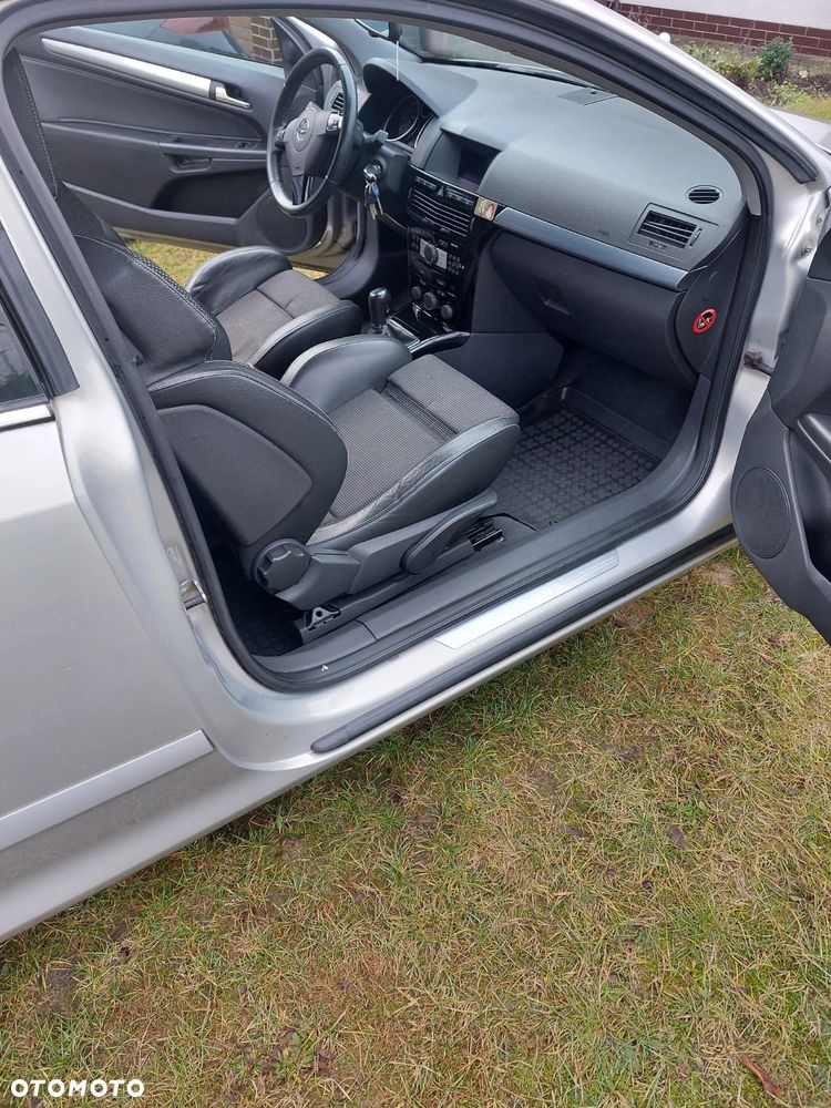 Opel Astra ver-1-9-cdti-cosmo - 15