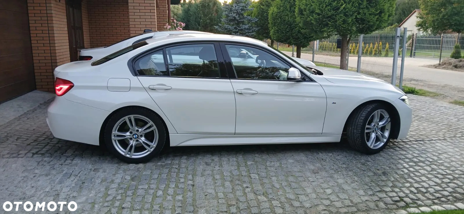 BMW Seria 3 318i - 3