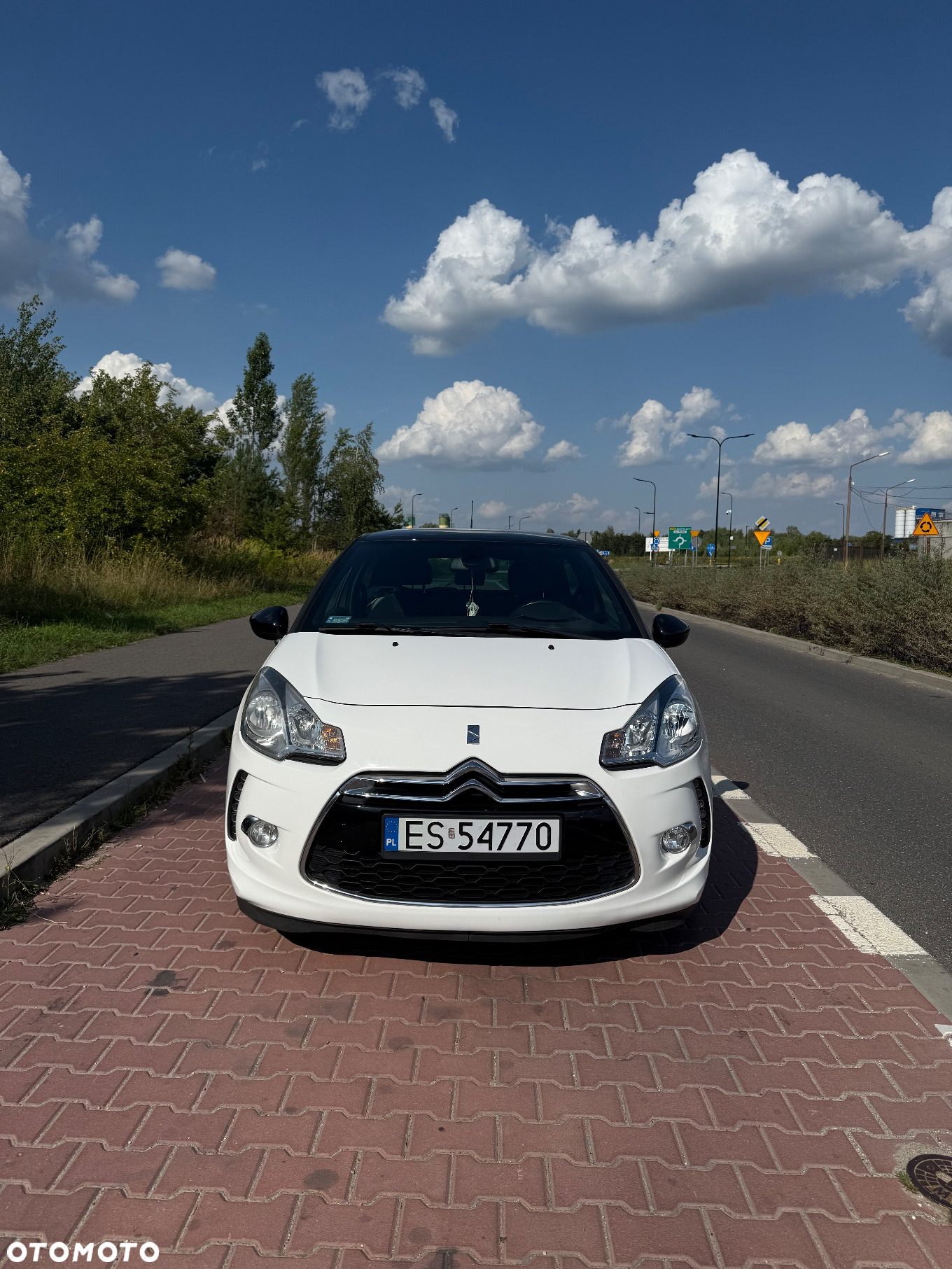 Citroën DS3 1.6 e-HDi SportChic - 3