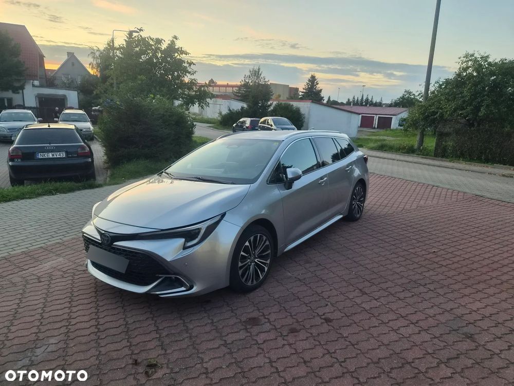 Toyota Corolla 2.0 Hybrid Comfort - 1