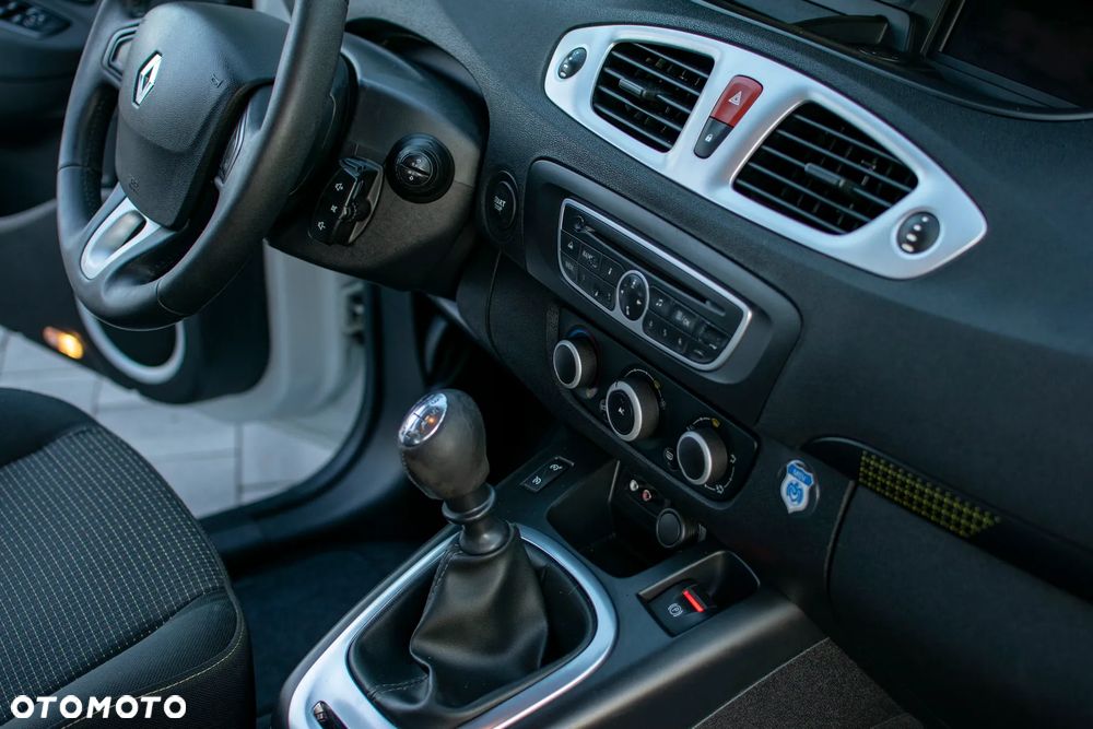 Renault Grand Scenic - 37
