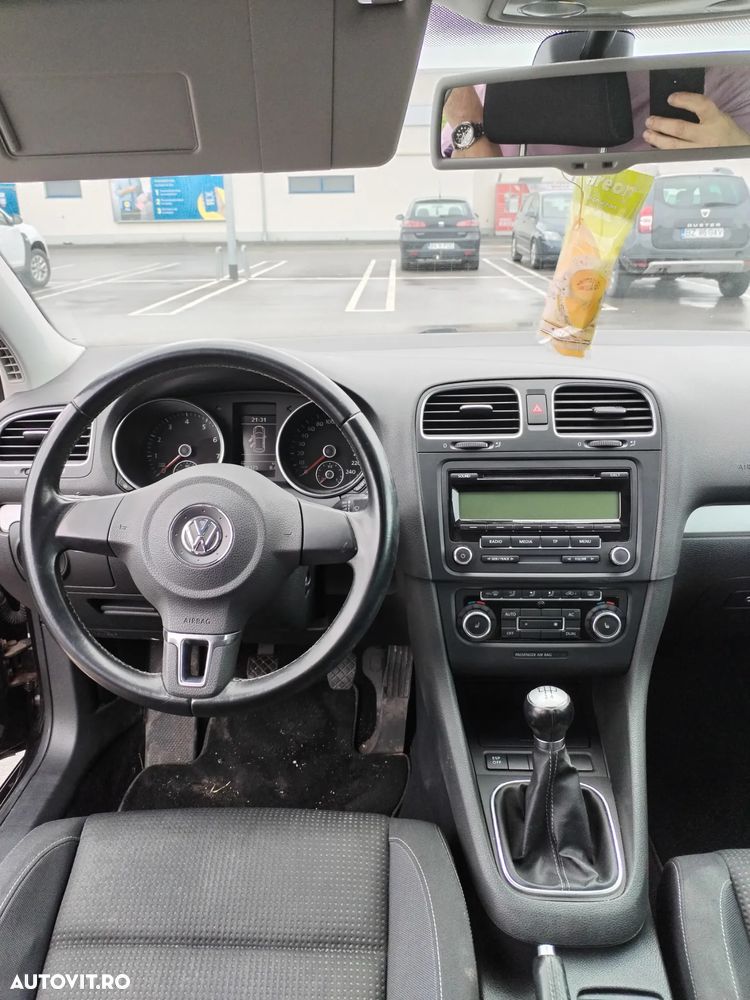 Volkswagen Golf - 5